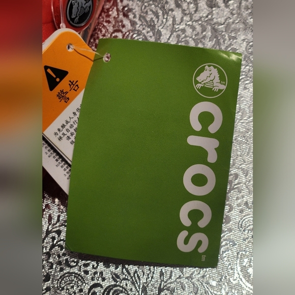 DISNEY MAQUEEN SIZE C11 Red BOY Slippers with Cartoon Charms - Picture 8 of 10